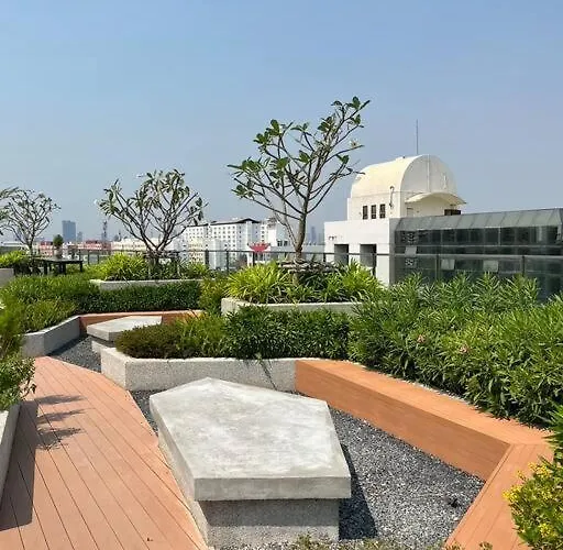 Apartment Nue Z-square Suan Luang Station - Cozy 2br Condo, Pool&gym, Near Suan Luang Station Bangkok