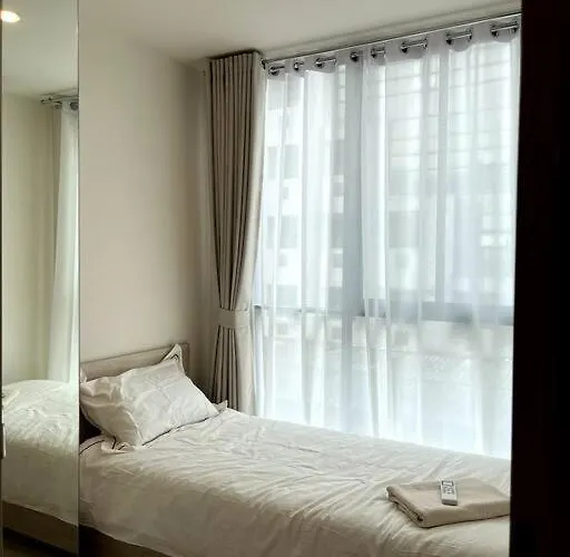 Apartment Nue Z-square Suan Luang Station - Cozy 2br Condo, Pool&gym, Near Suan Luang Station *