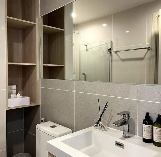 Nue Z-square Suan Luang Station - Cozy 2br Condo, Pool&gym, Near Suan Luang Station Bangkok
